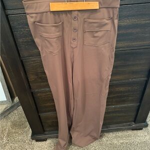 NWT. Halara dress pants.